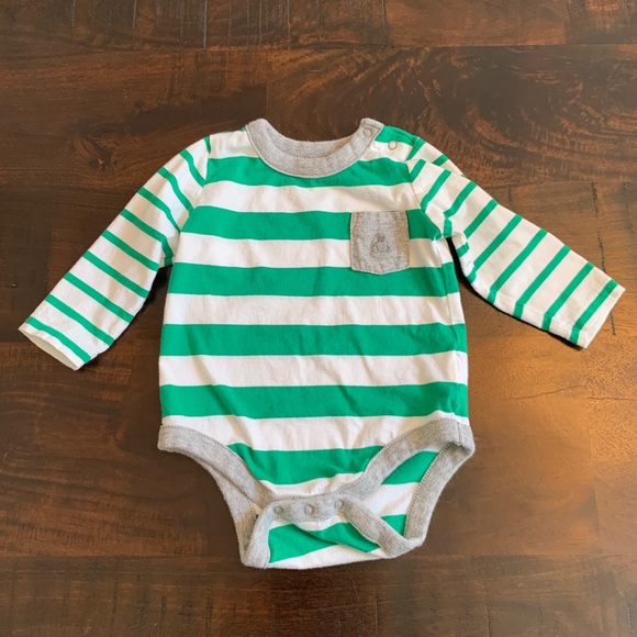green long sleeve onesie baby
